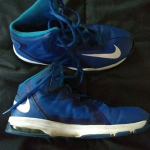 Nike airmax stutter step 2 basketball shoes